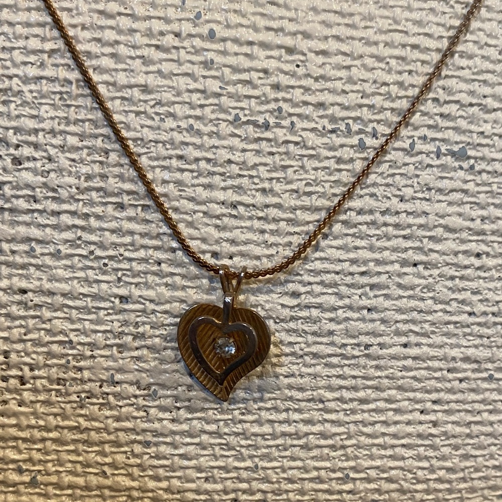 Elegant Gold Heart Pendant Necklace